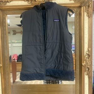 hooded patagonia vest. reversible